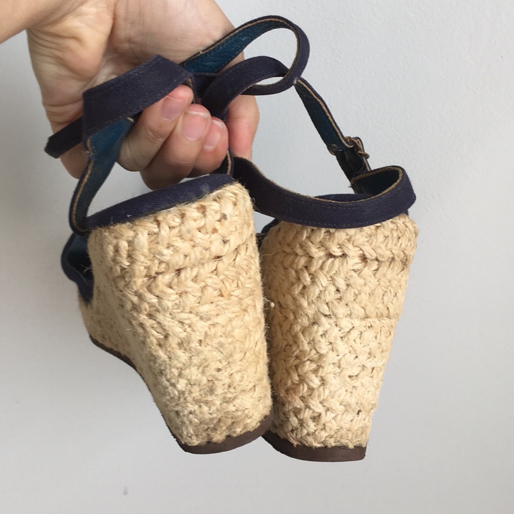 Wedge Heels - Picture 2 of 4